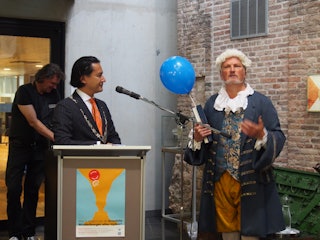 Johan Adriaan van de Perre liet ooit de allereerste ballon op vanuit de achtertuin.