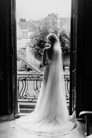 Trouwfoto, gemaakt in het pand van het Zeeuws Archief